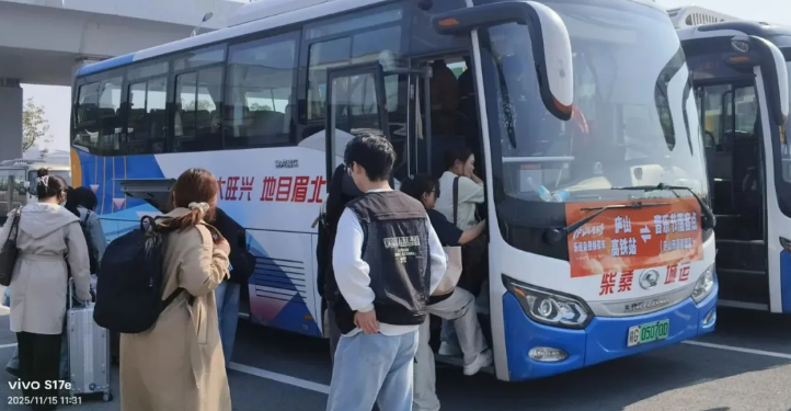 九江長運:第二屆廬山音樂節運輸任務圓滿完成